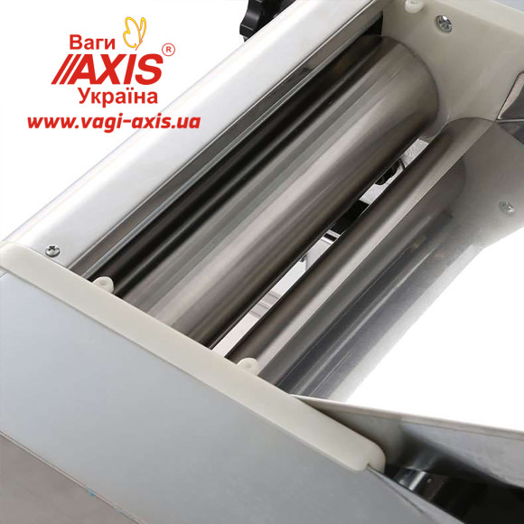 Тестораскаточная электрическая машина GoodFood NM300WF напольная