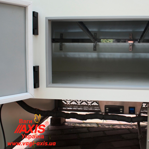 Низкотемпературная холодильная витрина ВХН Европа Куб 1.3