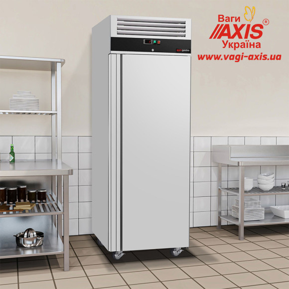 Шафа холодильна GGM Gastro KG700ND