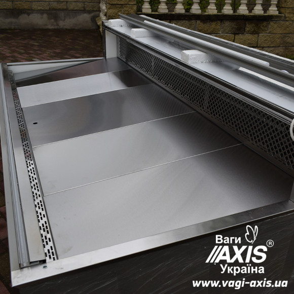 Низкотемпературная холодильная витрина ВХН Арктика Куб 1.8