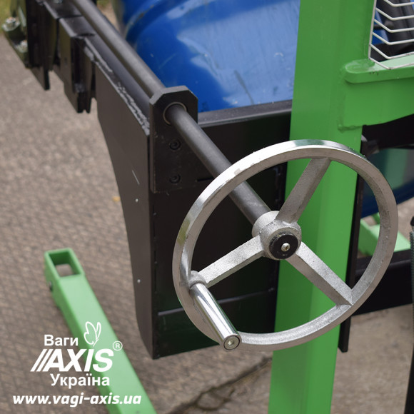 Штабелер для бочек с весами 2BDU300-Ш-О-Б